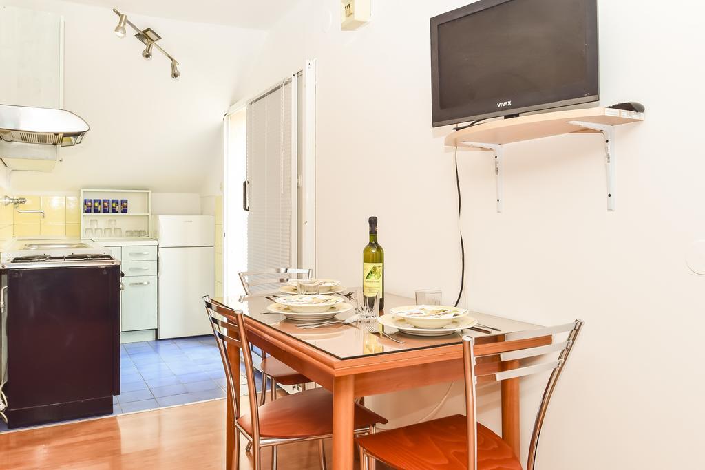 Apartments Zoricic Zaboric Bagian luar foto