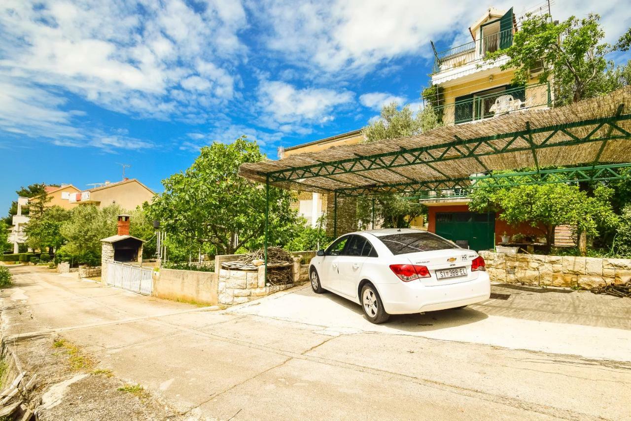Apartments Zoricic Zaboric Bagian luar foto