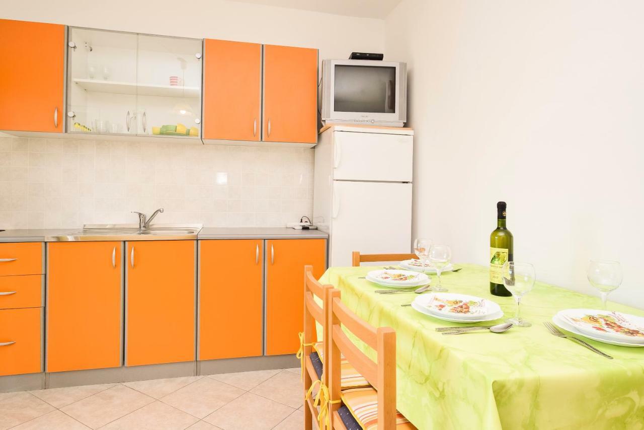 Apartments Zoricic Zaboric Bagian luar foto